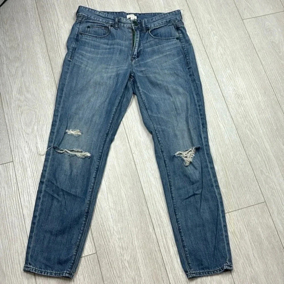 J. Crew Straight Leg Jeans in light denim blue with rip knees sz 26 - Picture 1 of 11